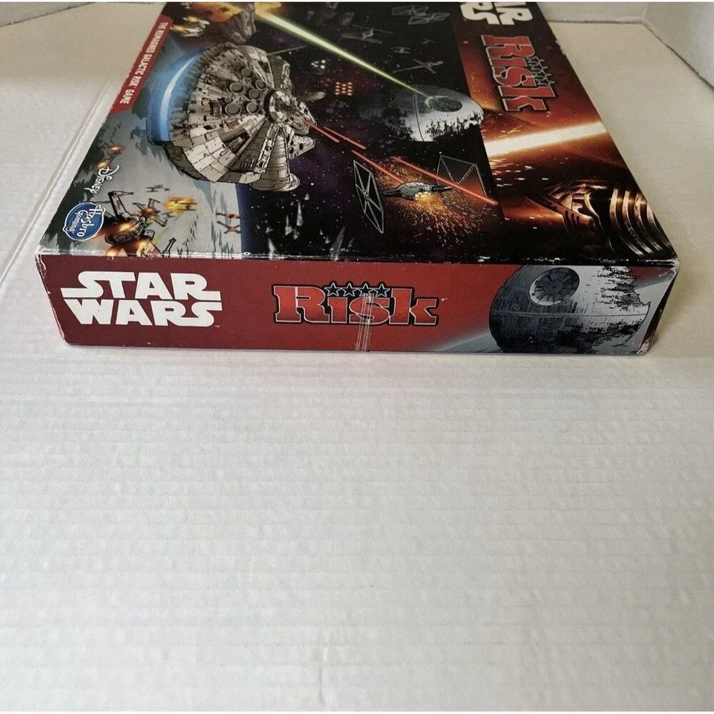 Star Wars Risk board game - Complete and in good shape